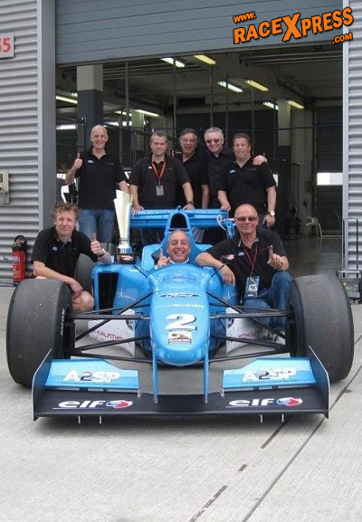 Marijn van Kalmthout en crew